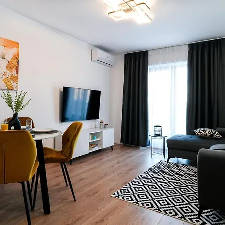 Sandra - Park-view With Balcony & Parking Bukarest