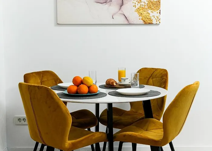 Sandra - Park-view With Balcony & Parking Apartment Bucharest