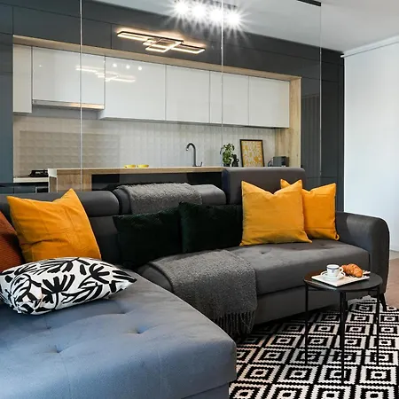 Sandra - Park-view With Balcony & Parking Apartmán Bukurešť