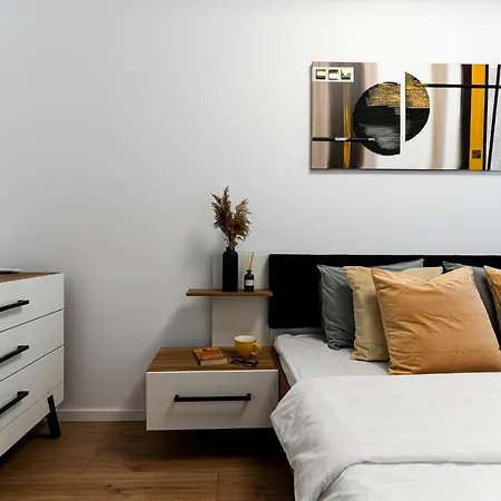 Sandra - Park-view With Balcony & Parking * Bukurešť