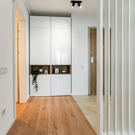 Appartement Sandra - Park-view With Balcony & Parking