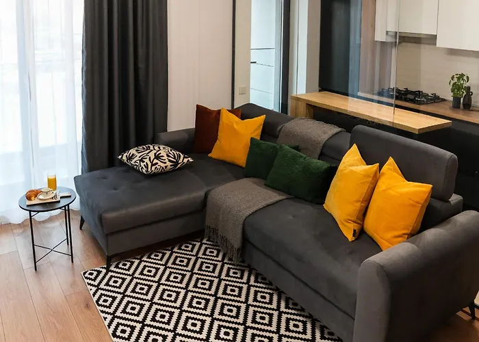 Sandra - Park-view With Balcony & Parking Apartamento